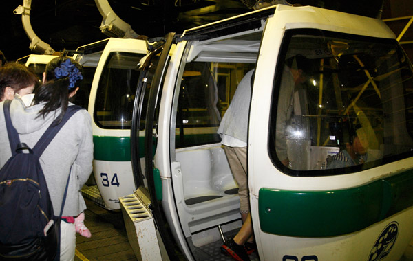 ゴンドラナイトツアーの様子